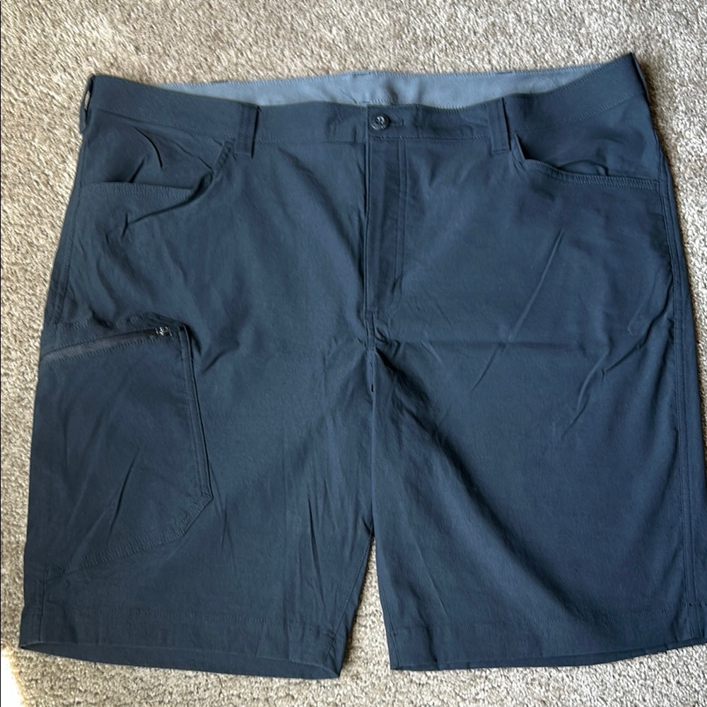 Eddie Bauer Men's Black Shorts